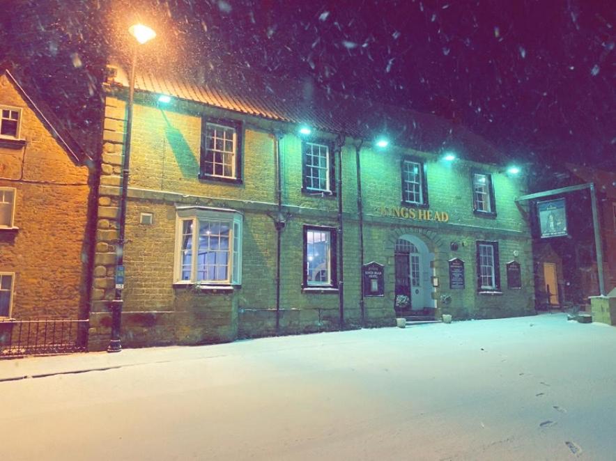 Kings Head Hotel Kirkbymoorside Zewnętrze zdjęcie